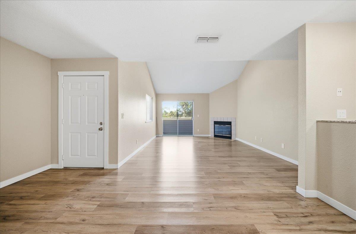 1019 Dornajo Way 217