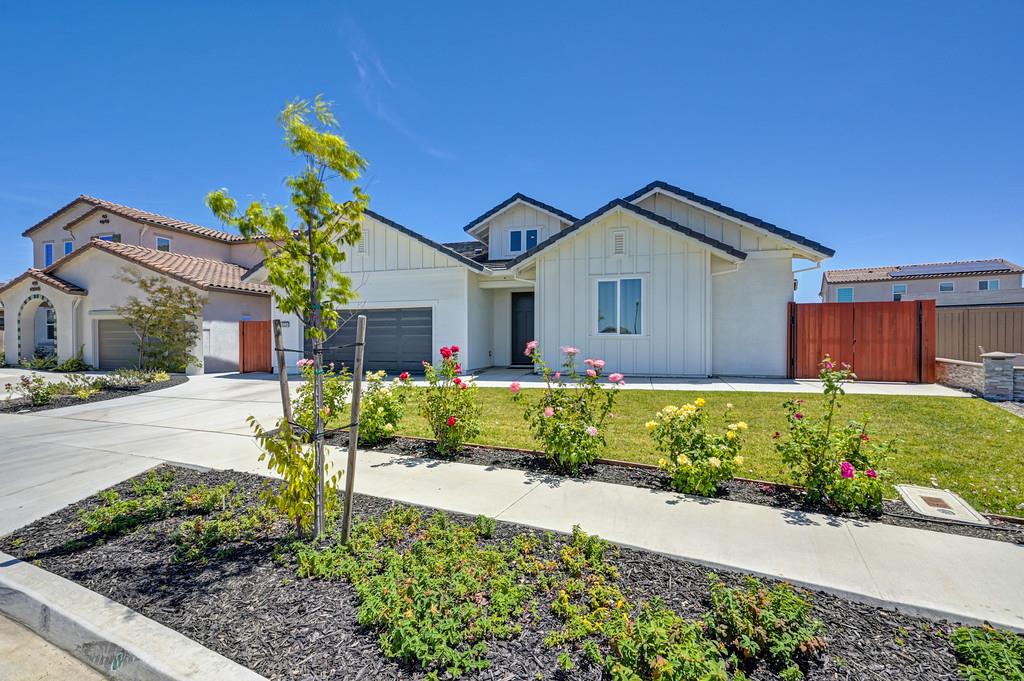 8229 Poppy Ridge Circle