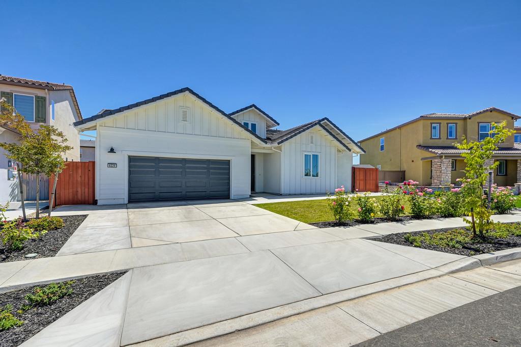 8229 Poppy Ridge Circle