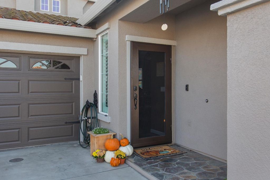Photo of 5416 Antique Rose Way, Riverbank, CA 95367 (MLS # 225134704)