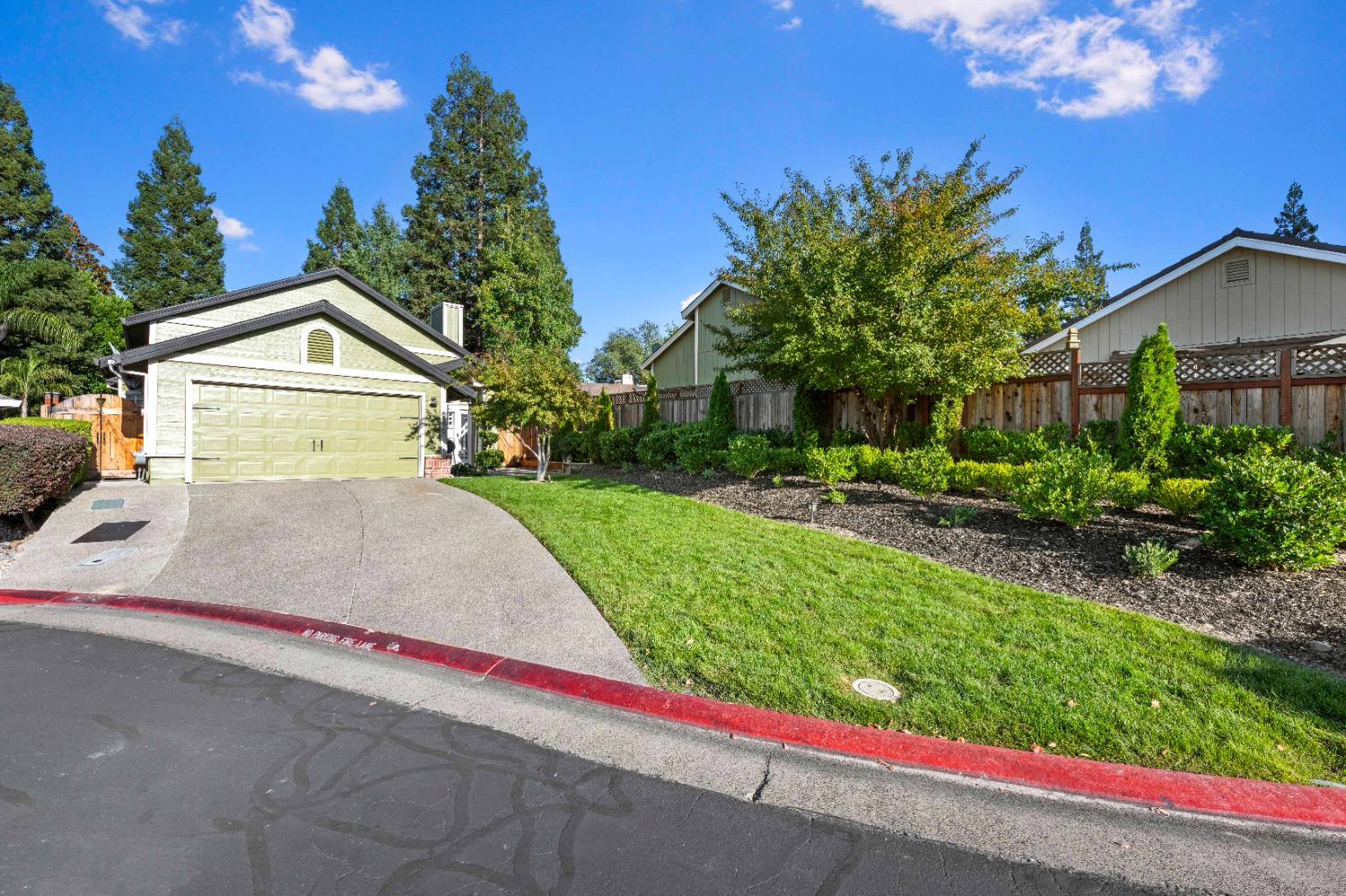 8670 Lake Front Drive