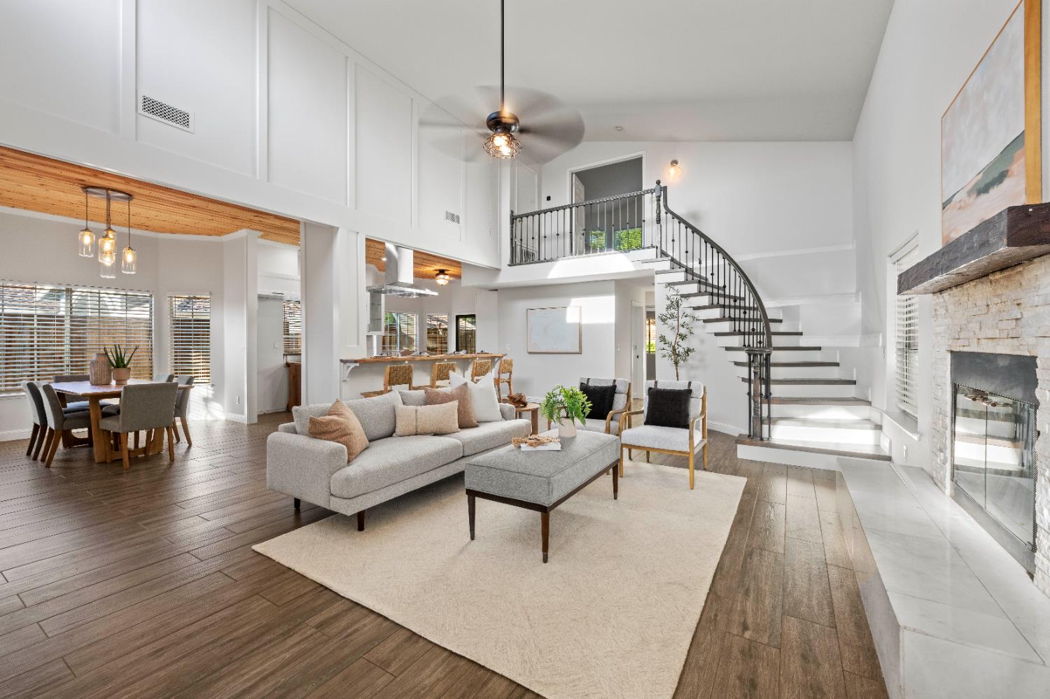 8670 Lake Front Drive