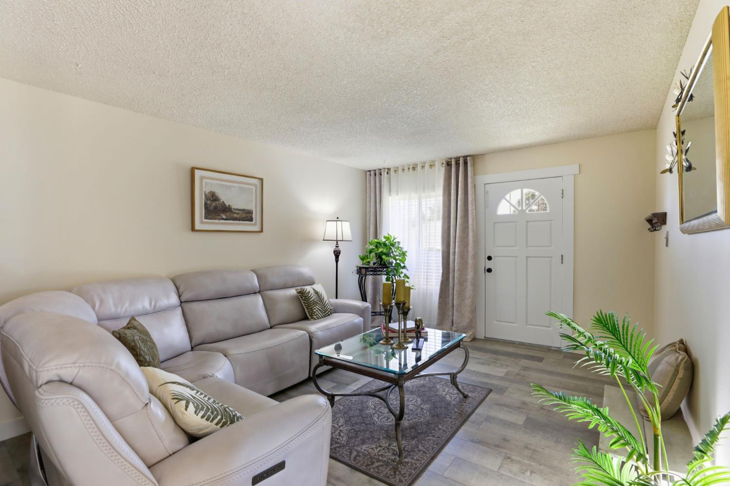 3005 La Rue Way