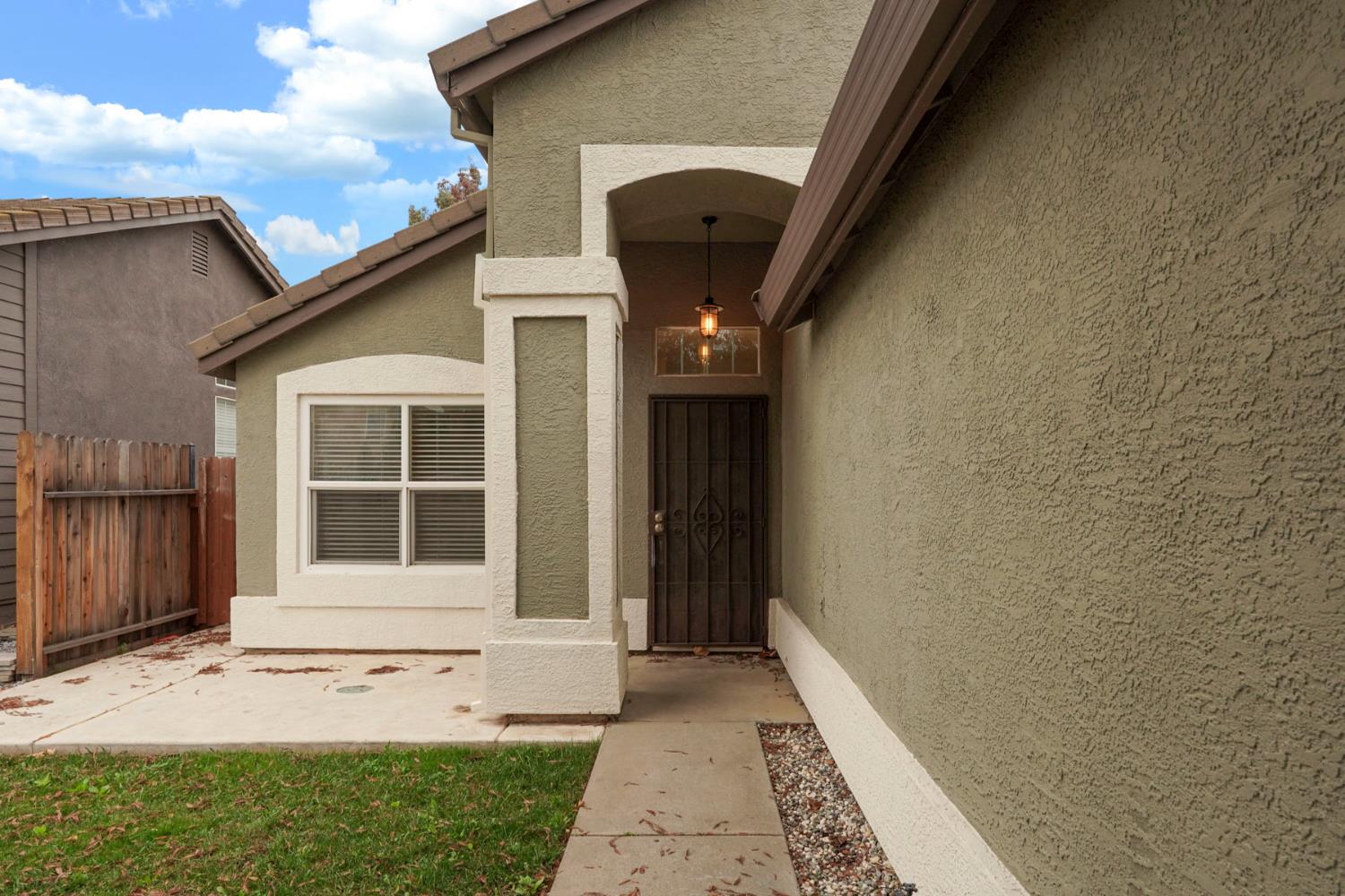 8851 Silverberry Avenue