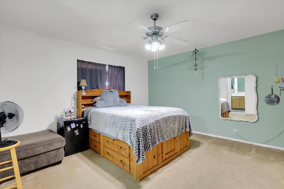 319 River Oaks Drive