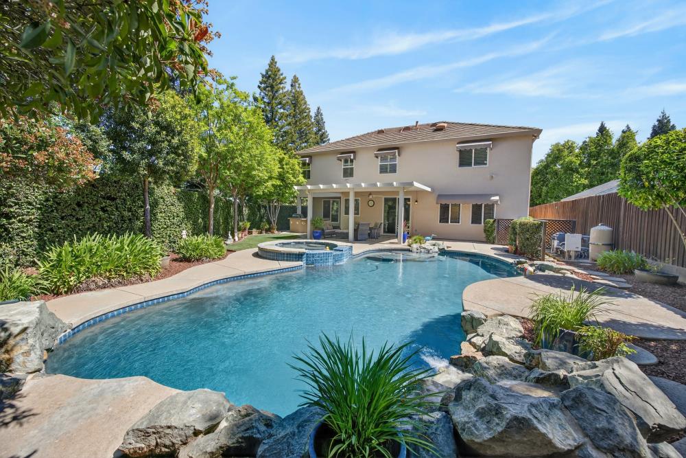 5500 Tierra Gardens Lane