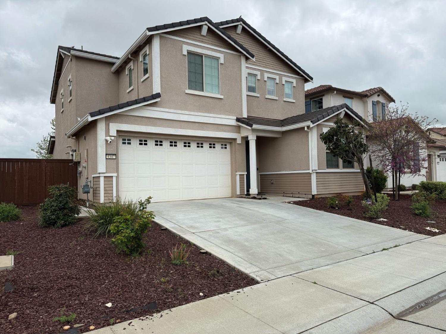 Rancho Cordova, California 95742, United States, 4 Bedrooms Bedrooms, ,3 BathroomsBathrooms,Residential,Active,107862