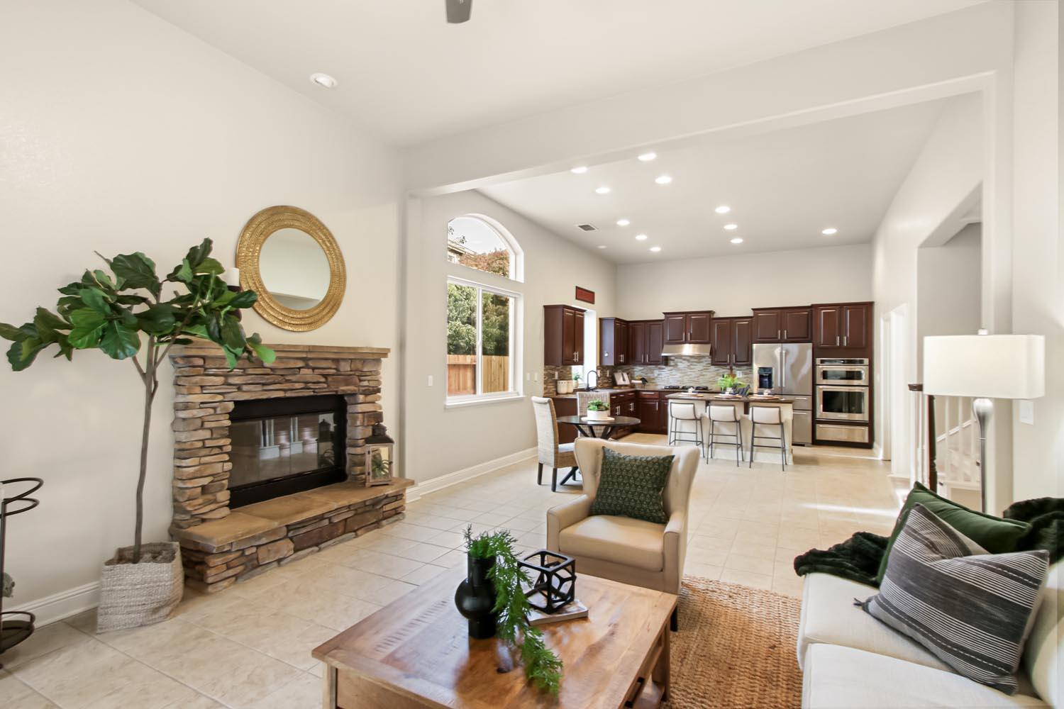 1513 Diamond Woods Circle