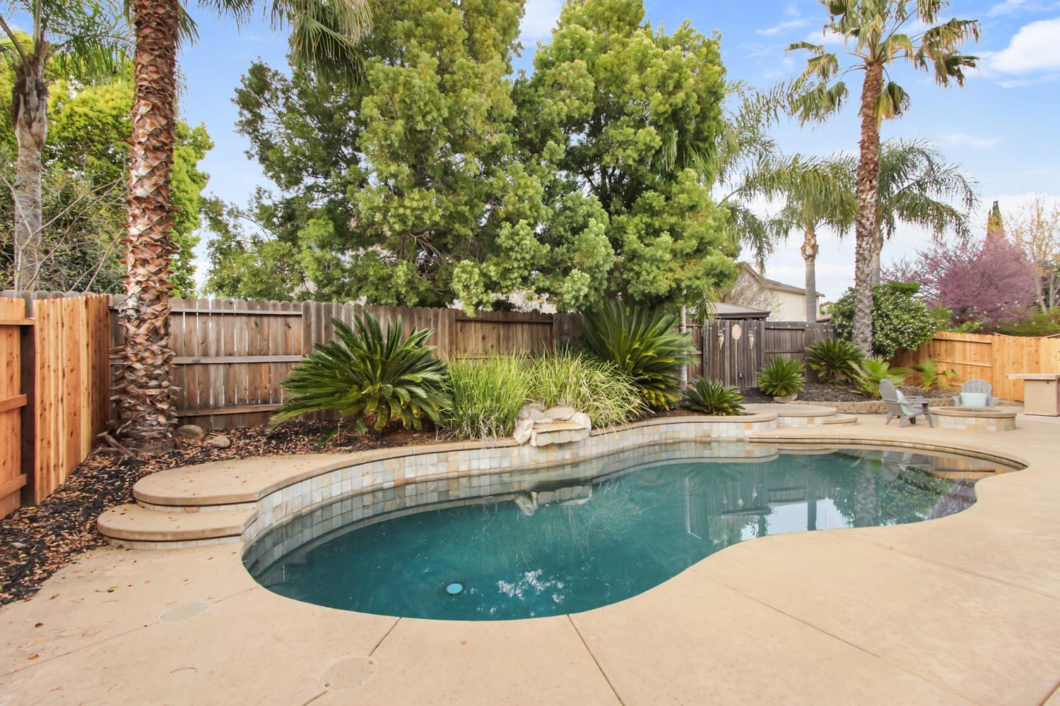 1513 Diamond Woods Circle