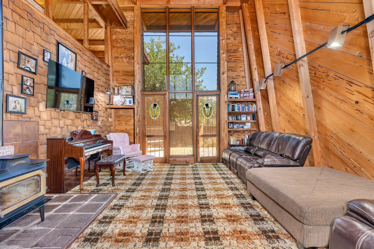 Los Banos, California 93635, United States, 3 Bedrooms Bedrooms, ,3 BathroomsBathrooms,Residential,Active,52863