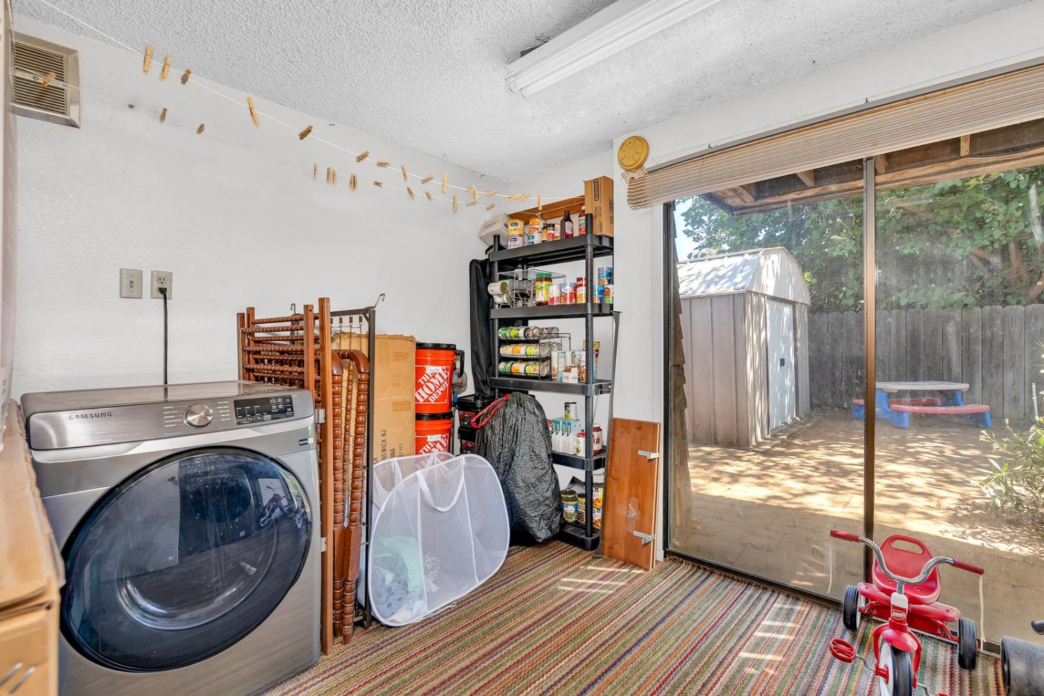 Los Banos, California 93635, United States, 3 Bedrooms Bedrooms, ,3 BathroomsBathrooms,Residential,Active,52863