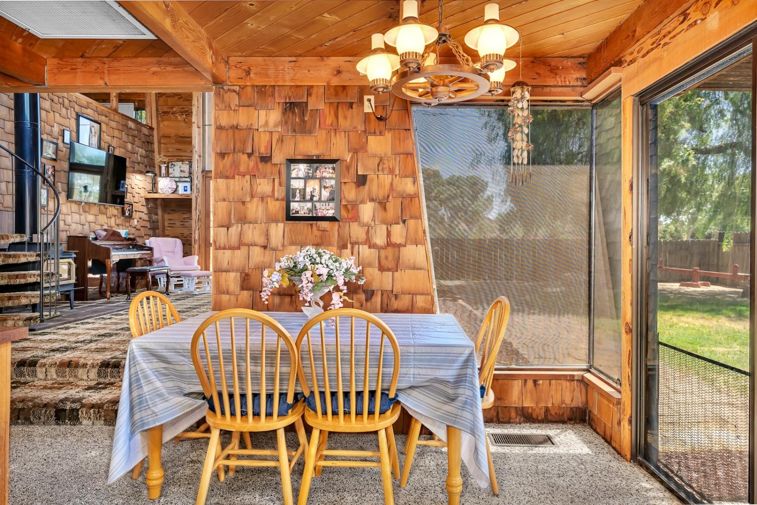 Los Banos, California 93635, United States, 3 Bedrooms Bedrooms, ,3 BathroomsBathrooms,Residential,Active,52863