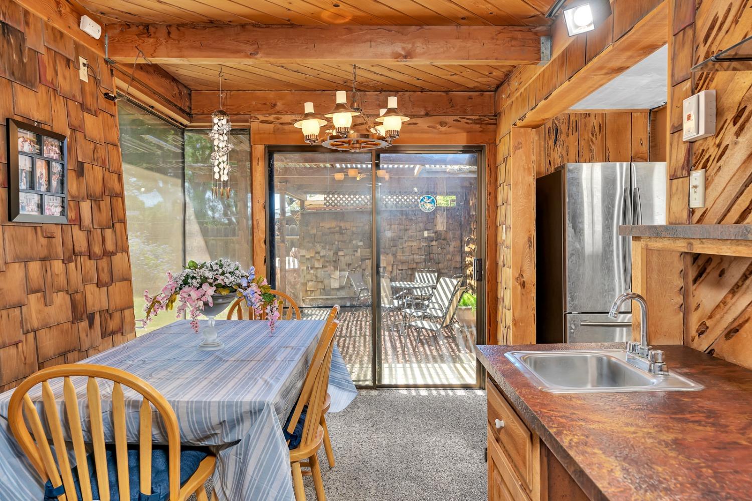 Los Banos, California 93635, United States, 3 Bedrooms Bedrooms, ,3 BathroomsBathrooms,Residential,Active,52863