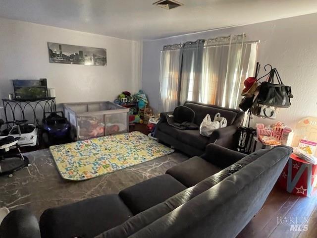 1202 Rollingwood Drive