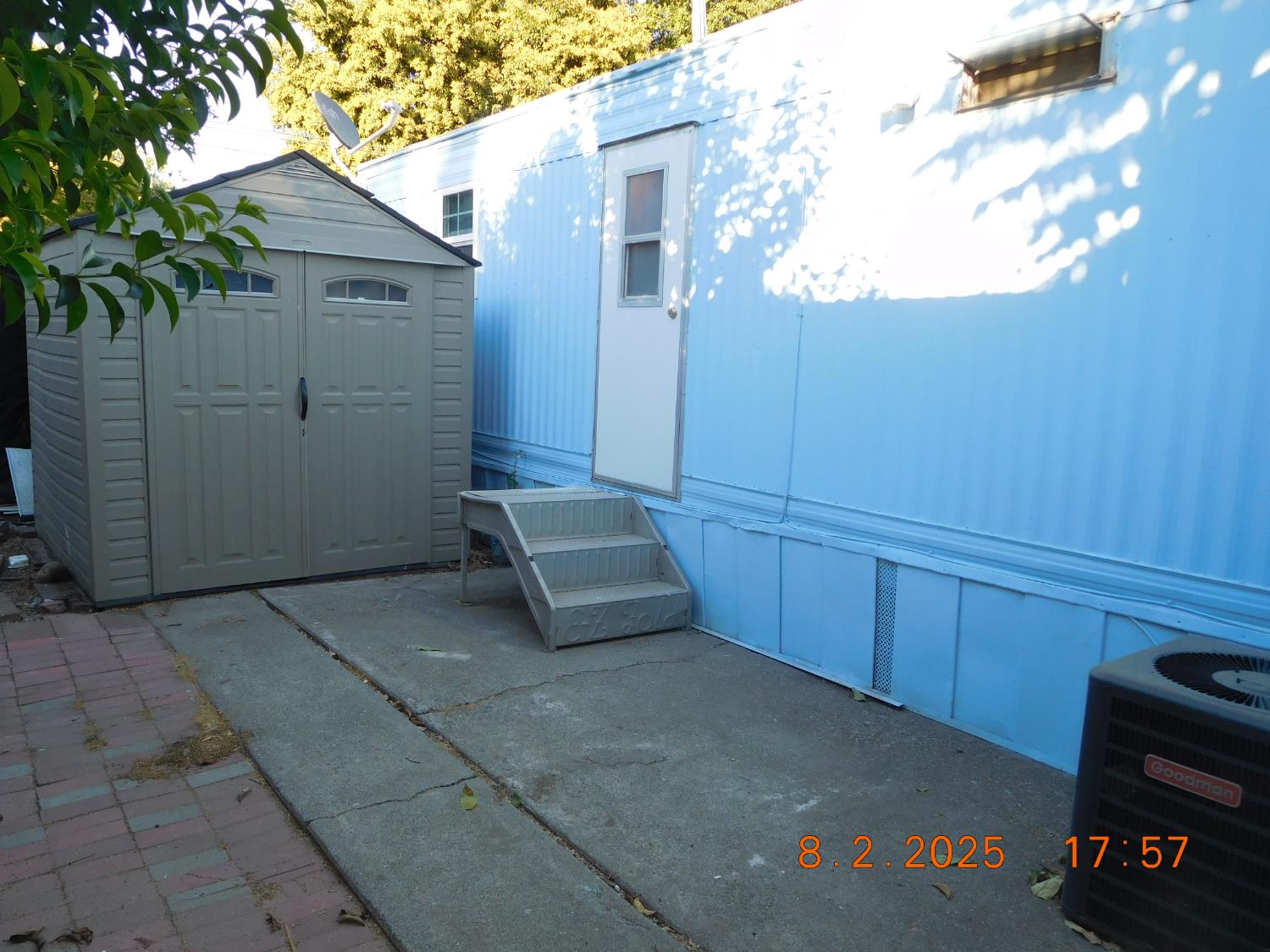 1027 Olive Drive 12