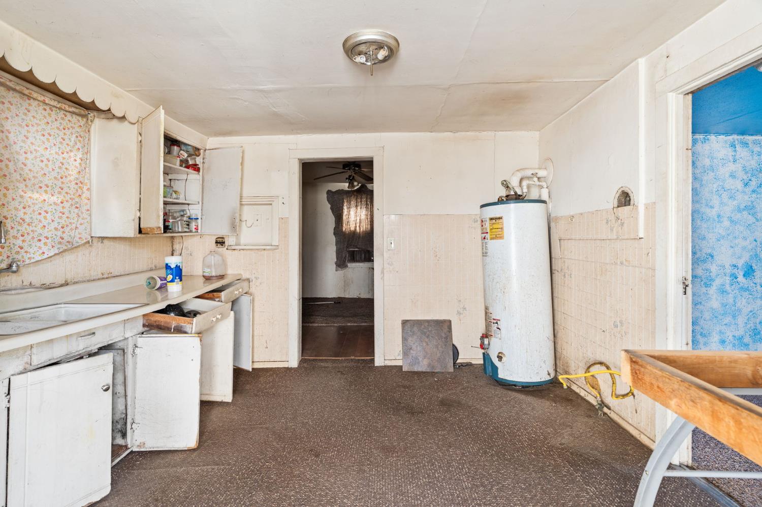 242 W 28th Street