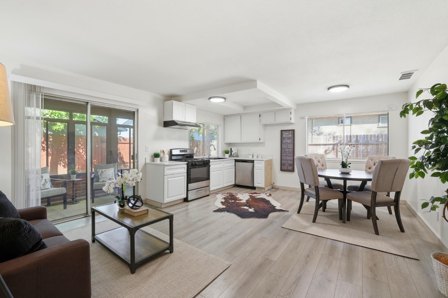 9475 Fort Worth Way