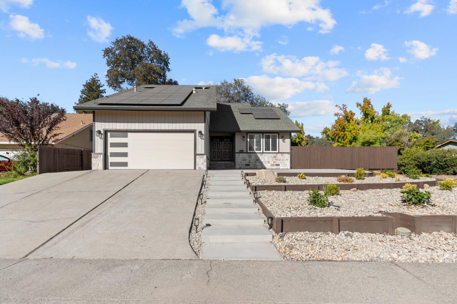 5810 Elmwood Court
