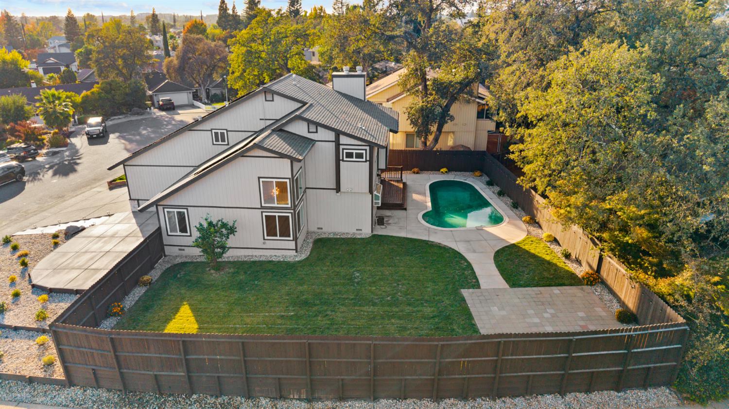 5810 Elmwood Court
