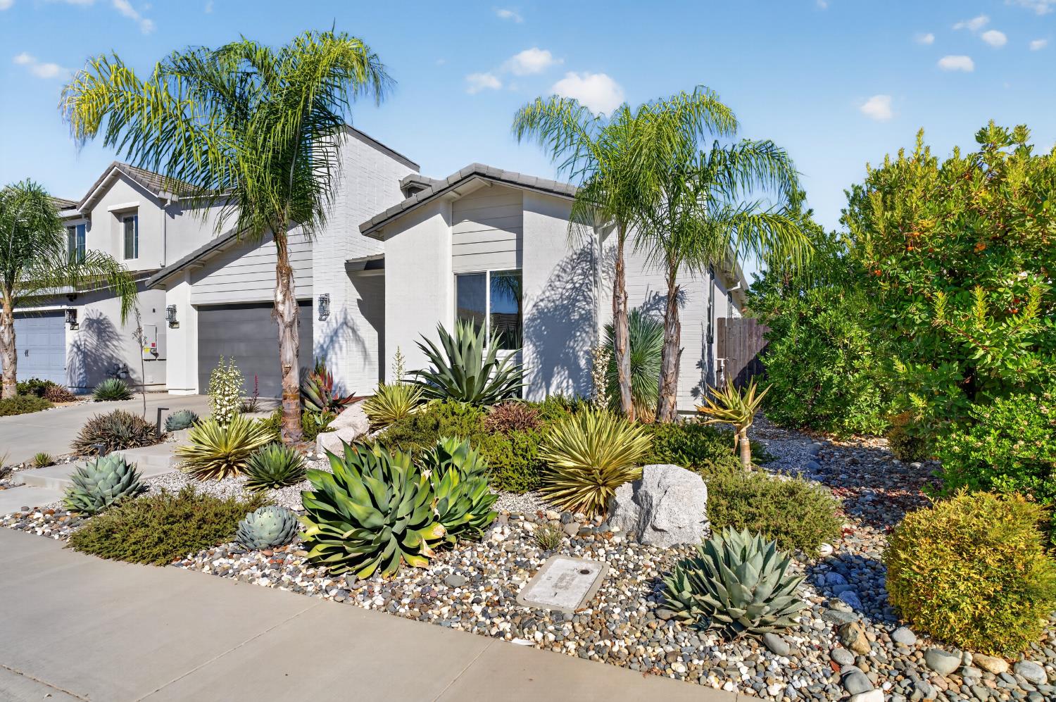 5009 Moonraker Lane