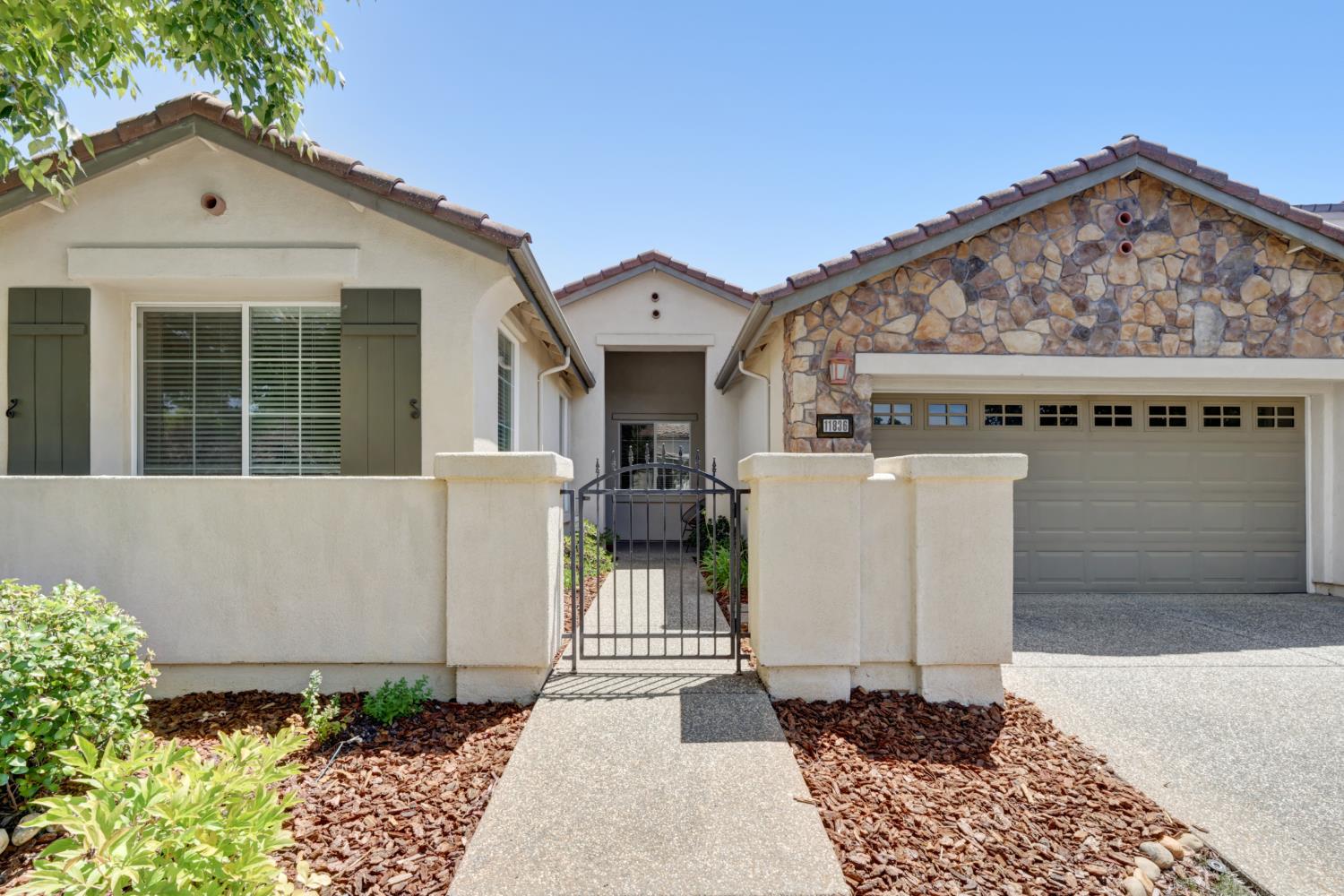 11836 Slate Falls Way