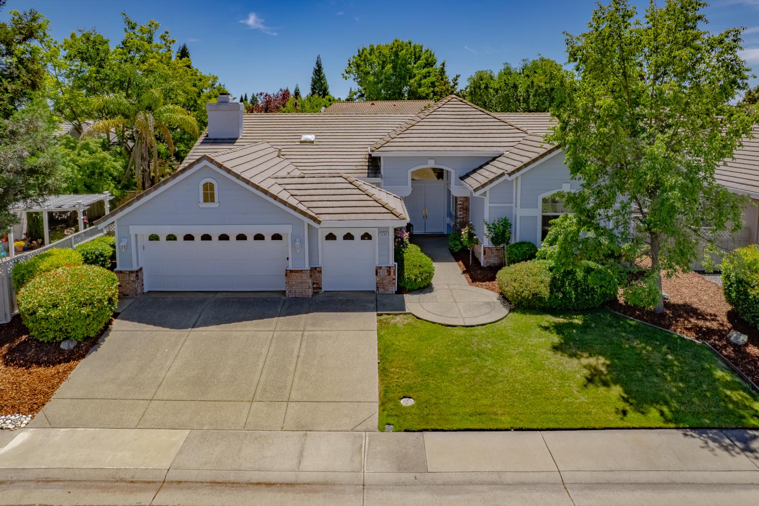 5048 Green Grove Lane