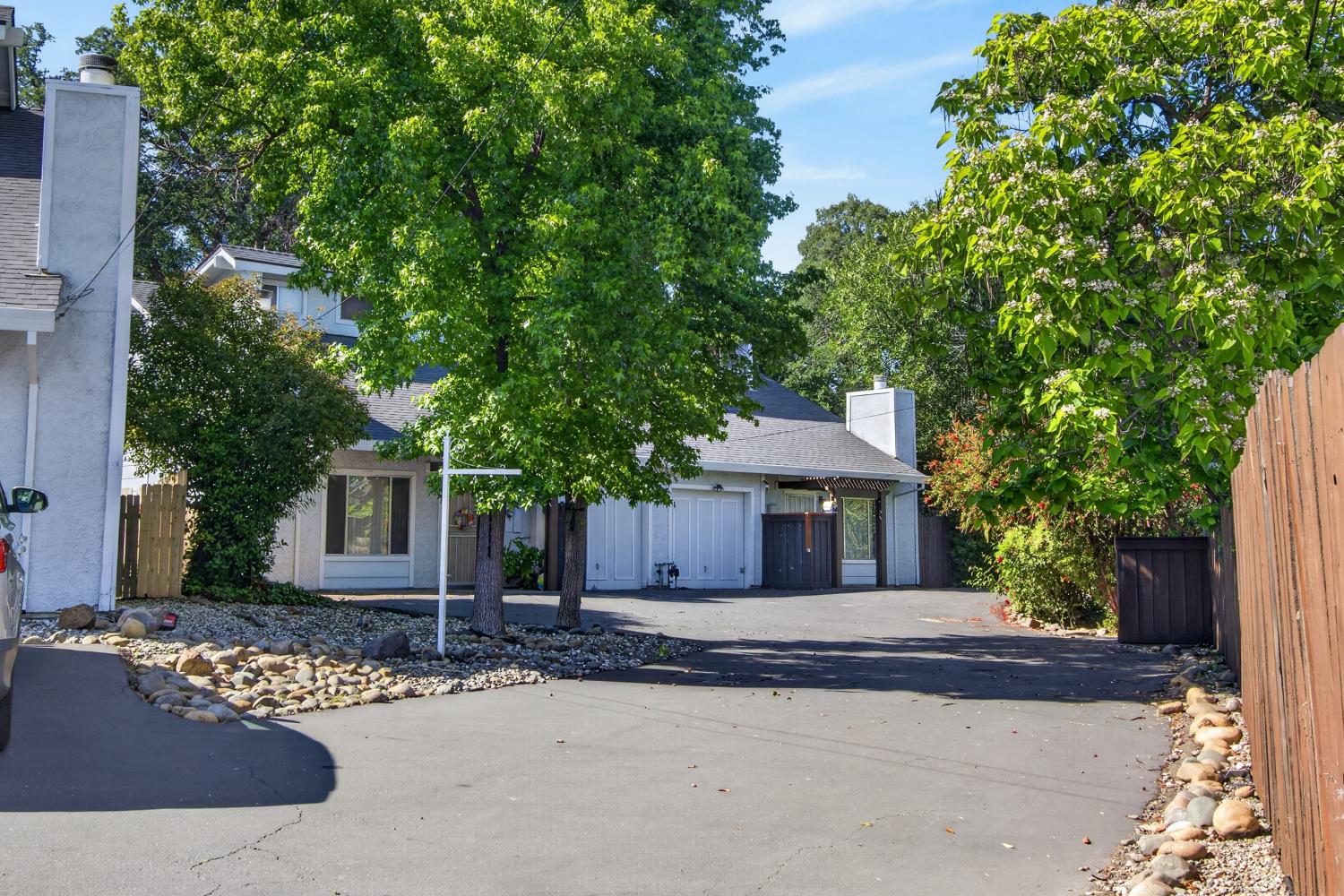 98 Alta Vista Avenue