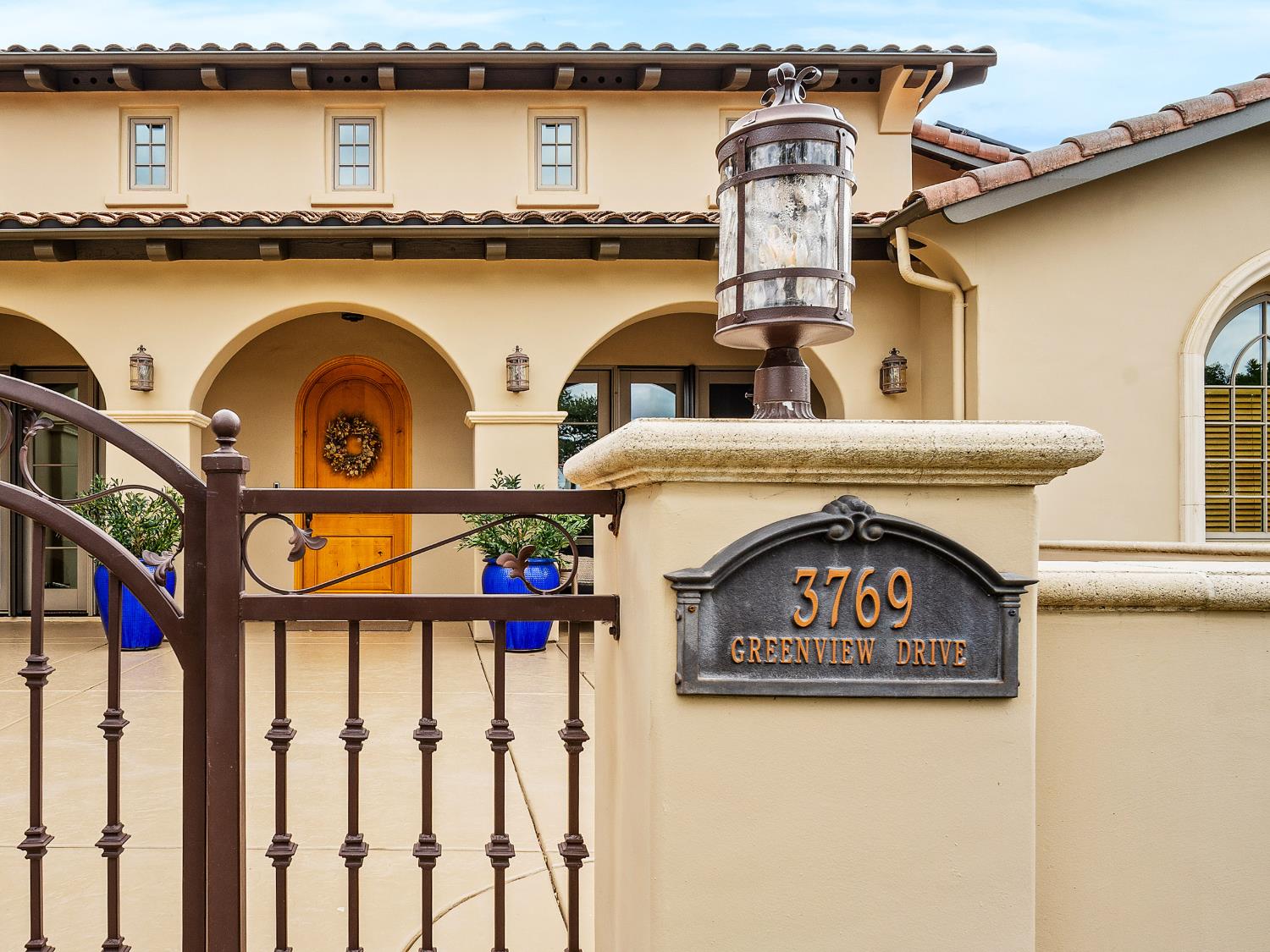 3769 Greenview Drive