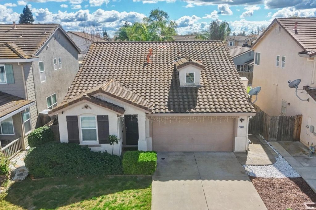 Photo of 10056 Wexted Way, Elk Grove, CA 95757 (MLS # 226029155)