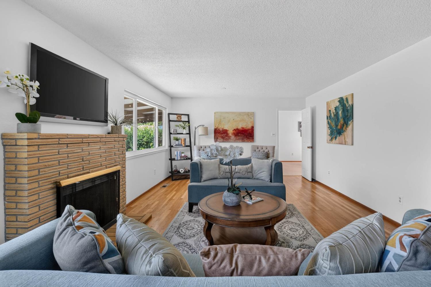 710 Villanova Drive