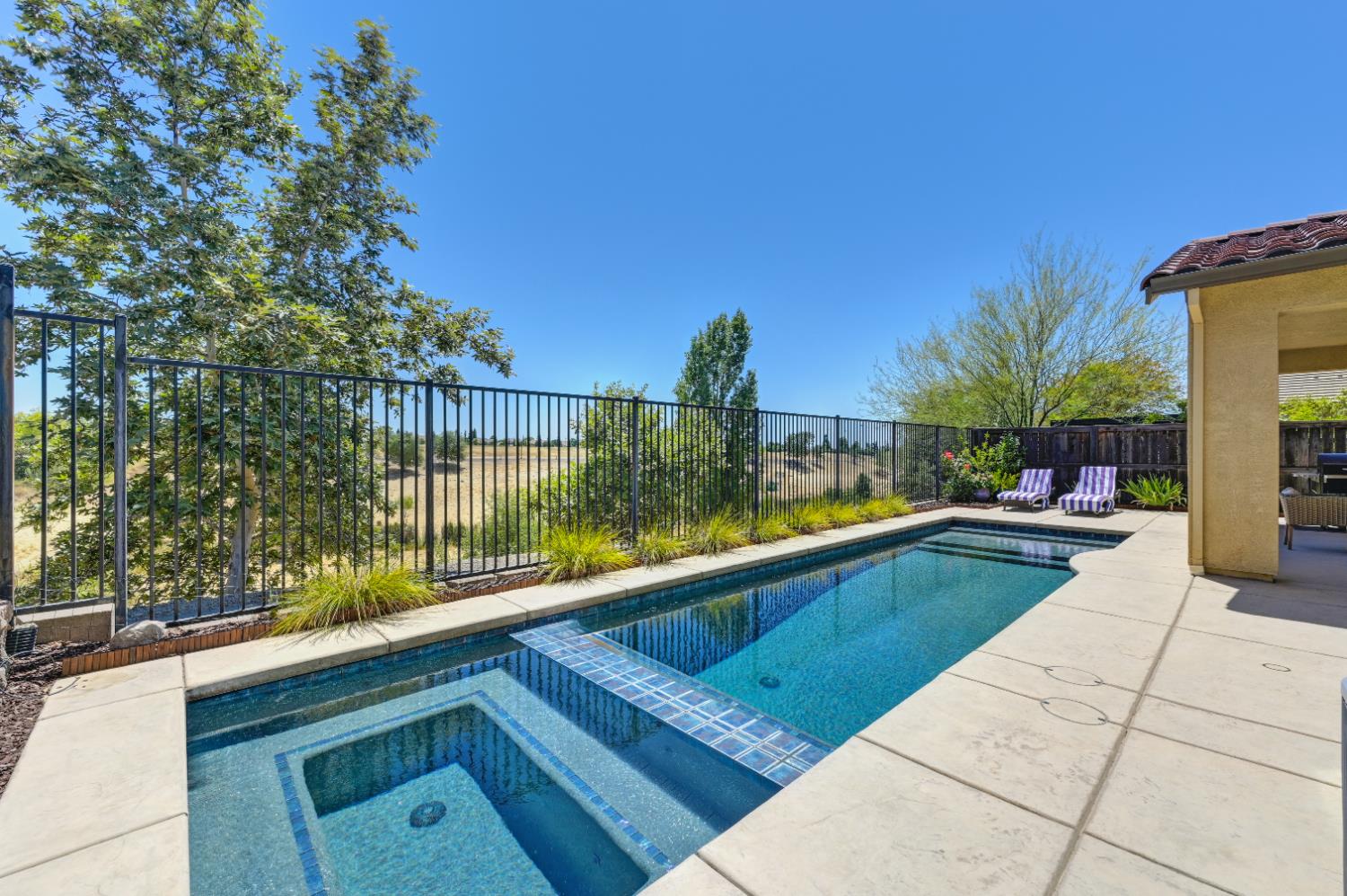 888 Calico Drive