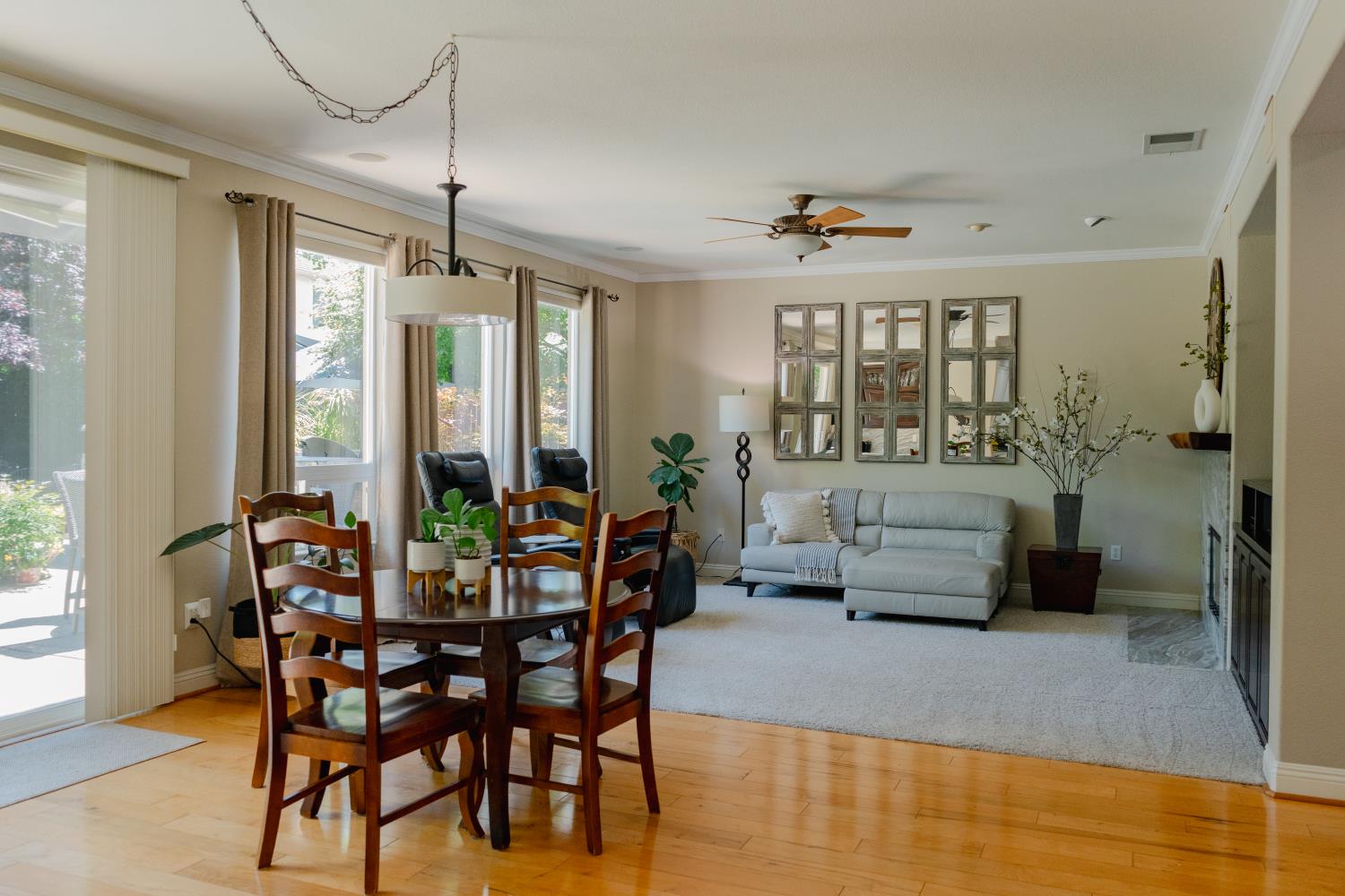 1481 Grey Owl Circle