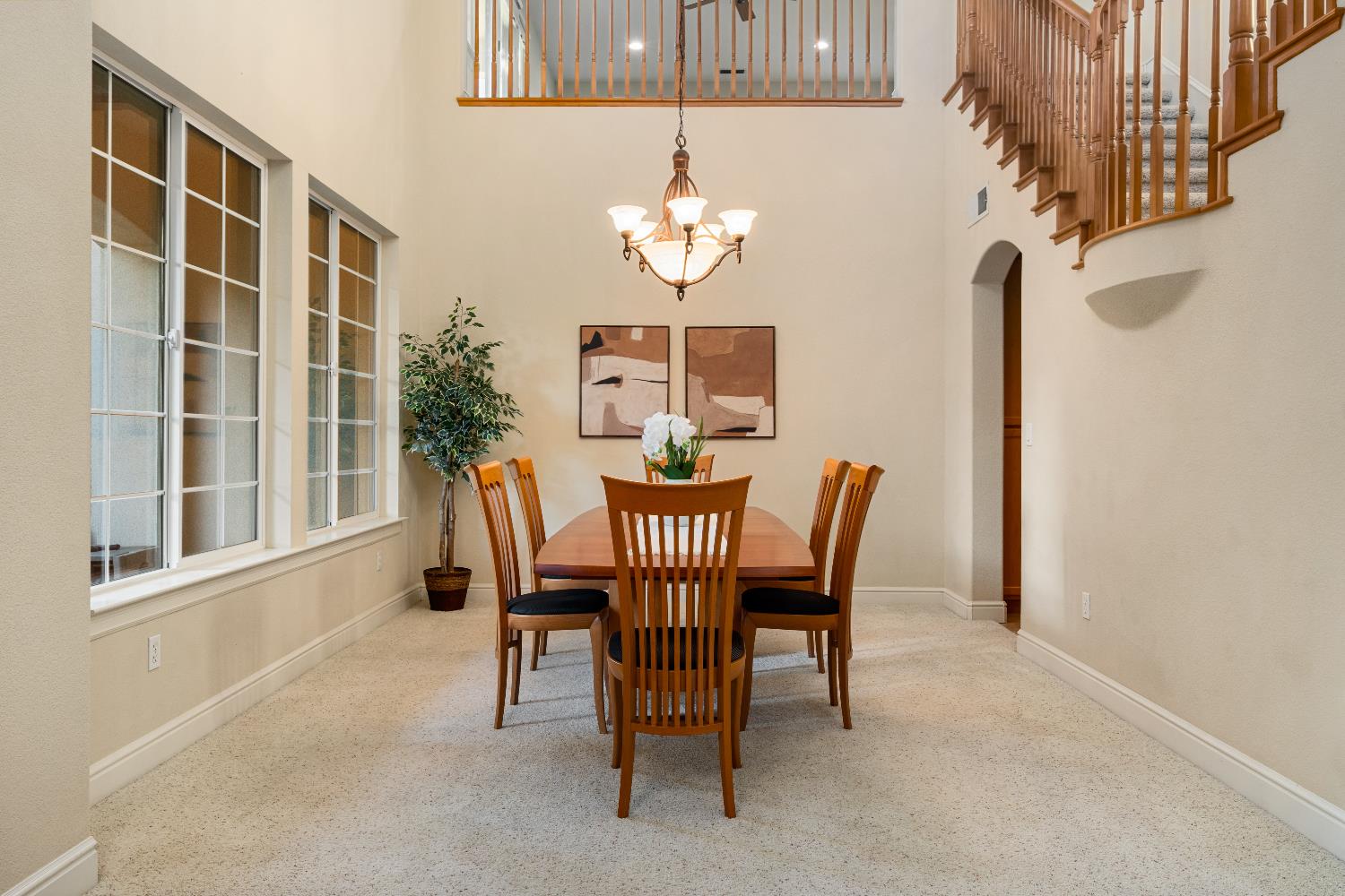 1672 Stone Canyon Drive