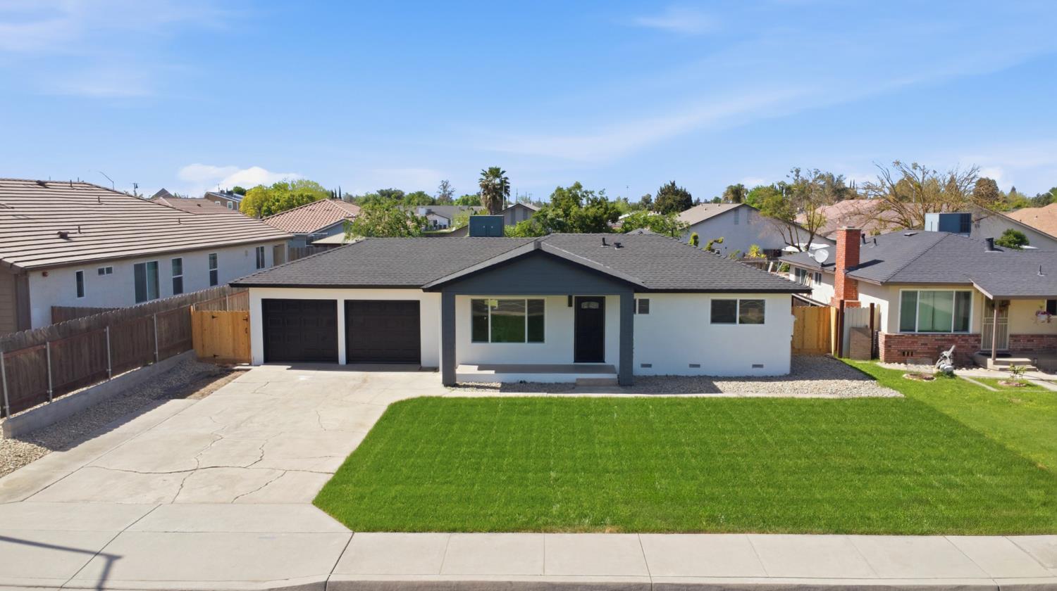 6237 Claus Road