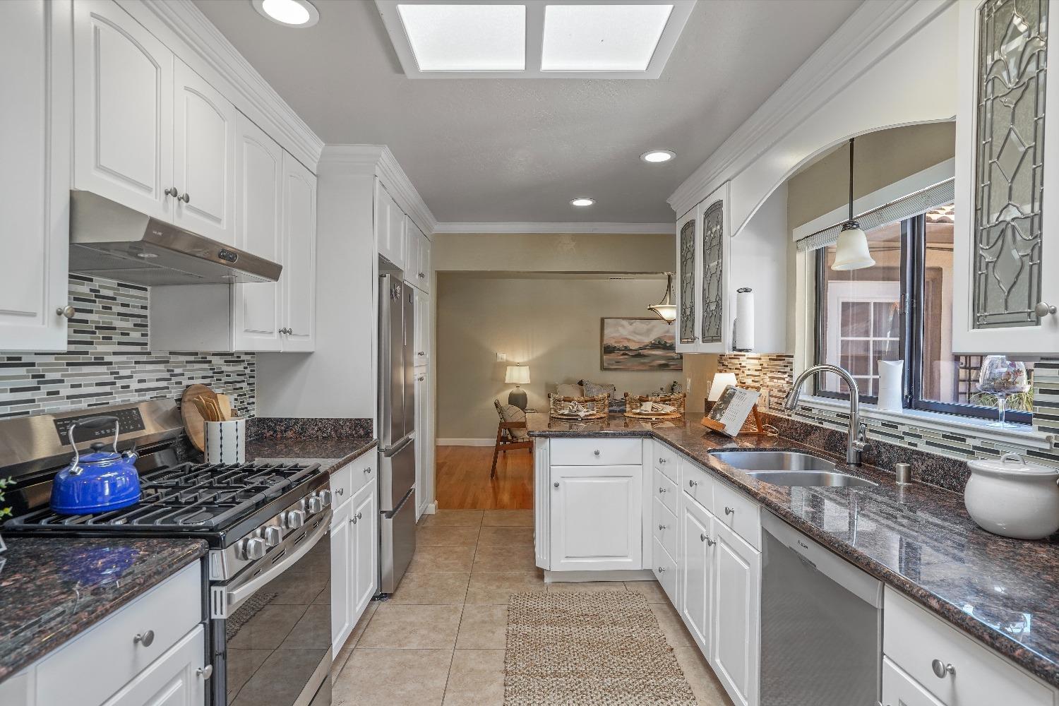 1321 Los Molinos Way