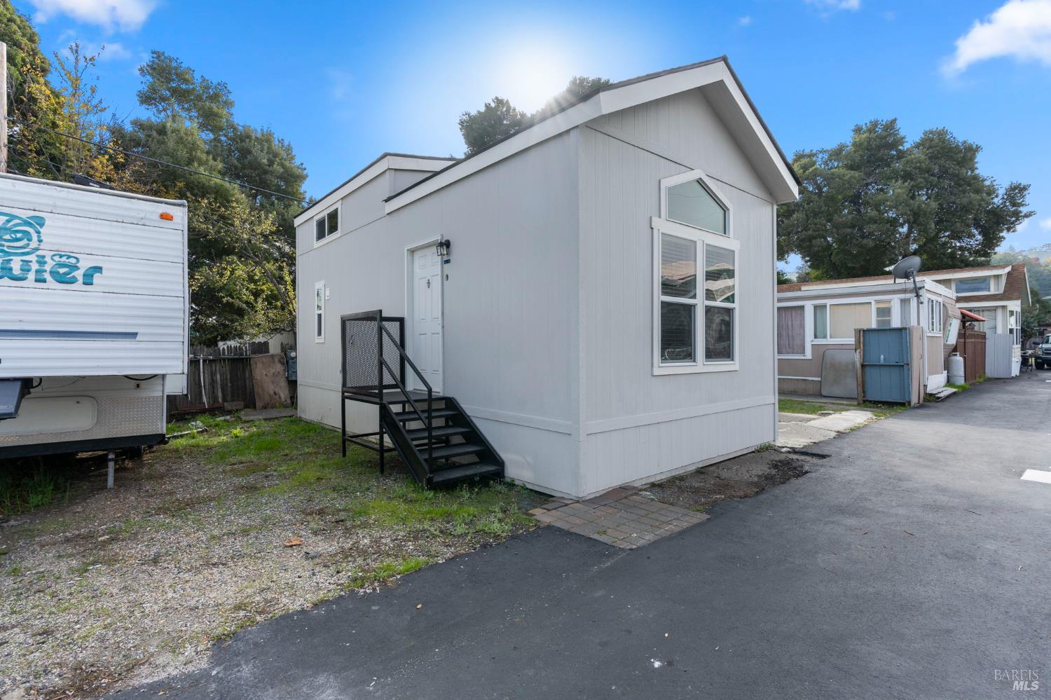 742 Francisco W Boulevard A4