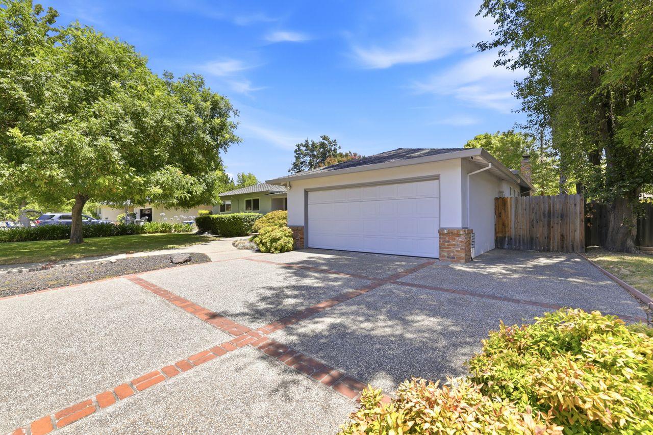 800 Piedmont Drive