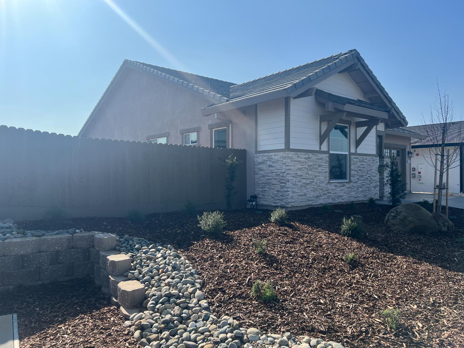 9001 Elliott Springs Drive