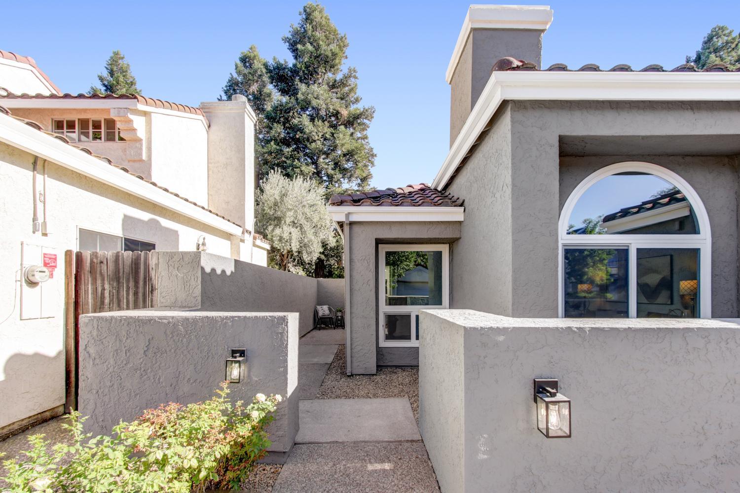 1921 Imperial Avenue