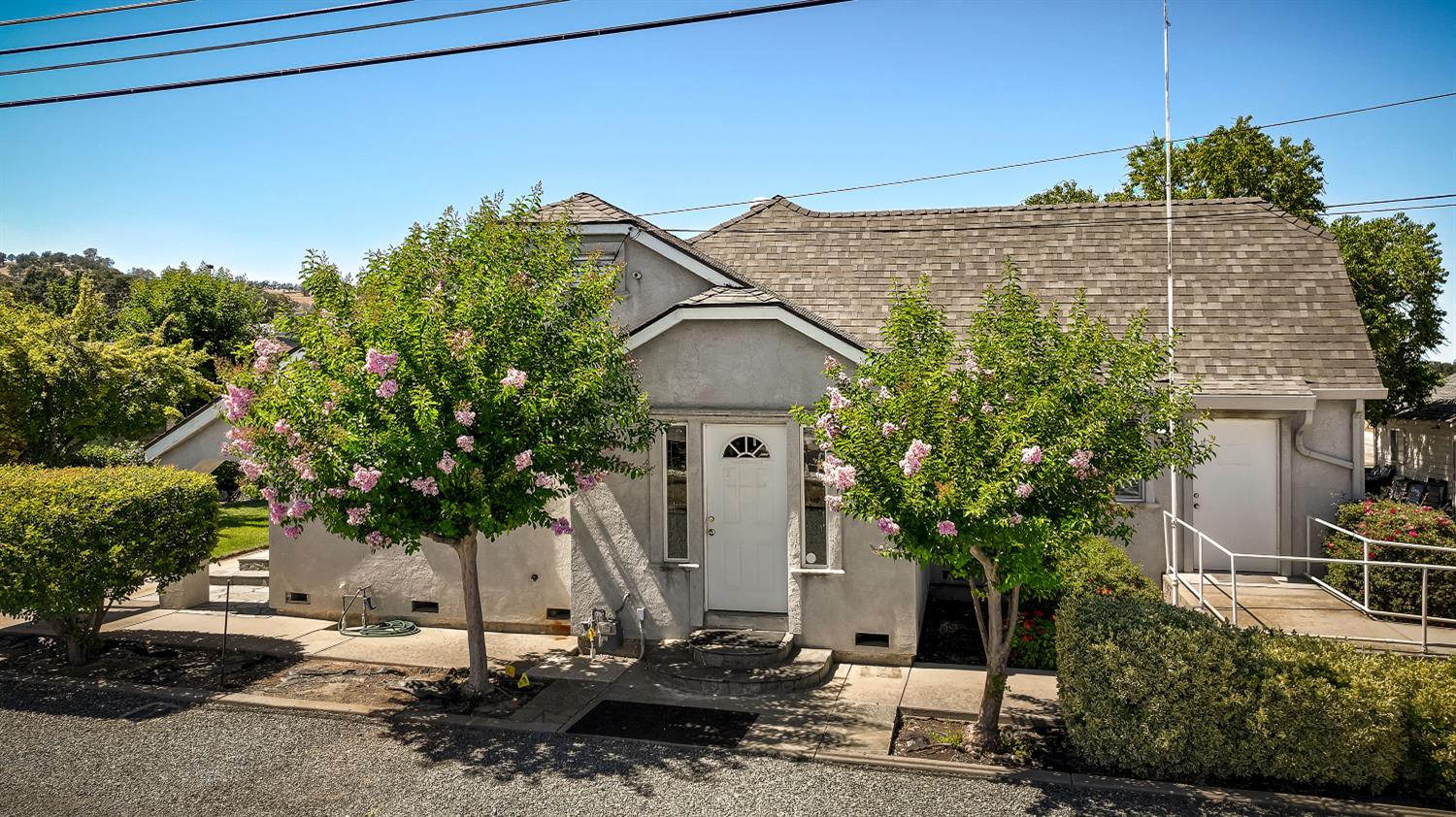 153 E Highway 12