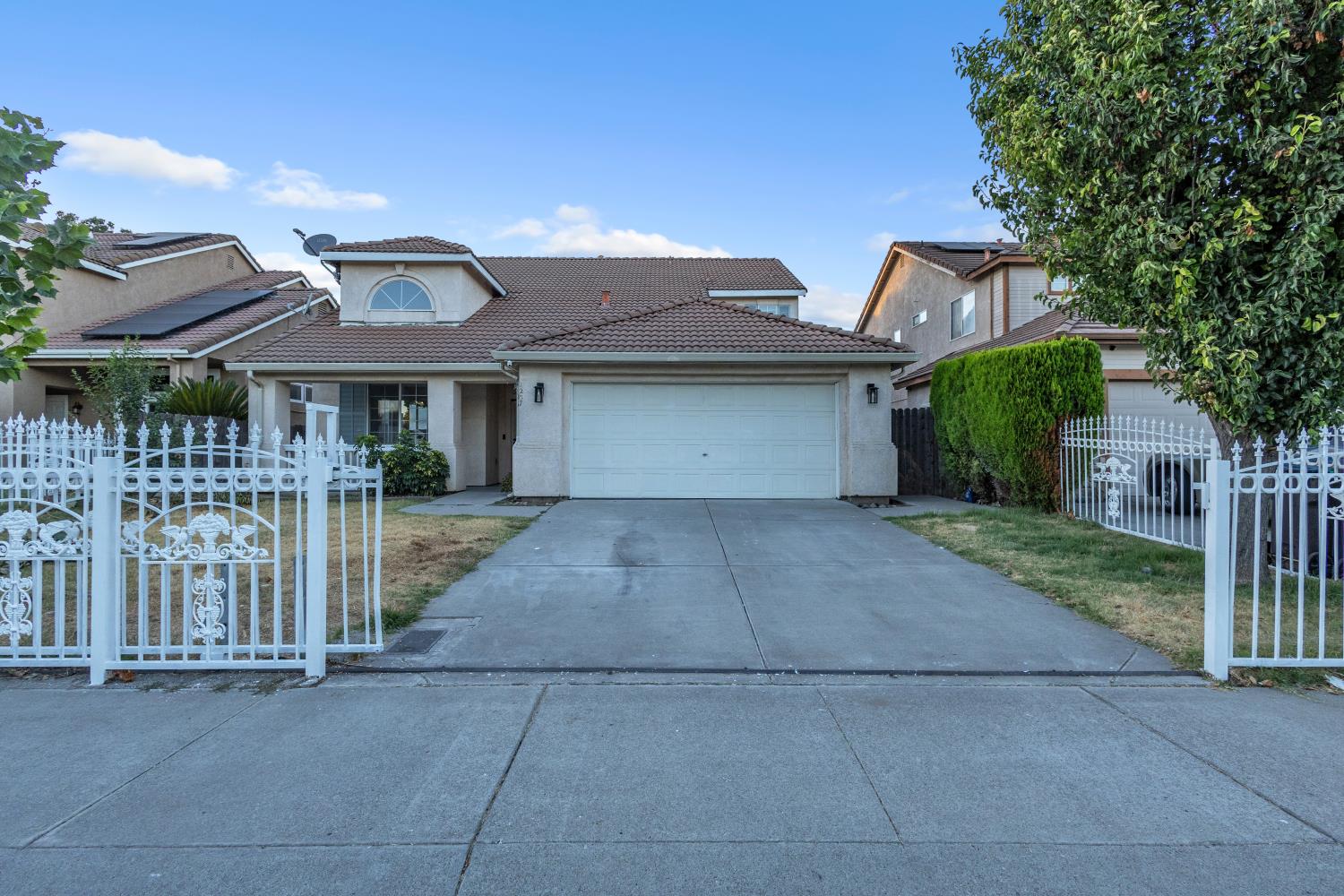 1207 William Moss Boulevard