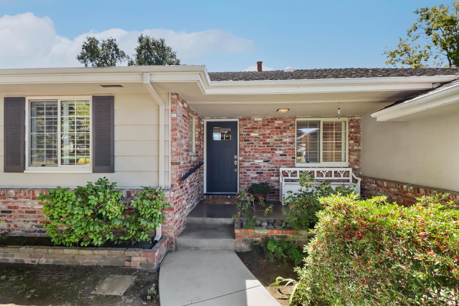 1292 Noonan Drive