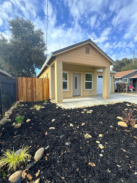 4020 Martin Luther King Jr Boulevard, Sacramento, CA 95820 - MLS#: 225017217
