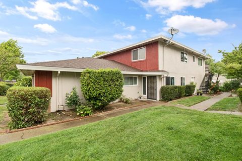 4427 Palm Avenue 2 Sacramento CA 95842