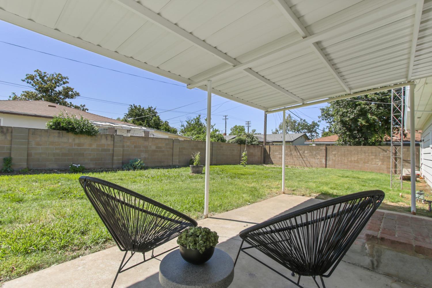 9418 Sara Street