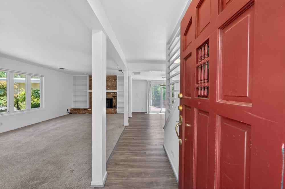 672 Flamenco Place