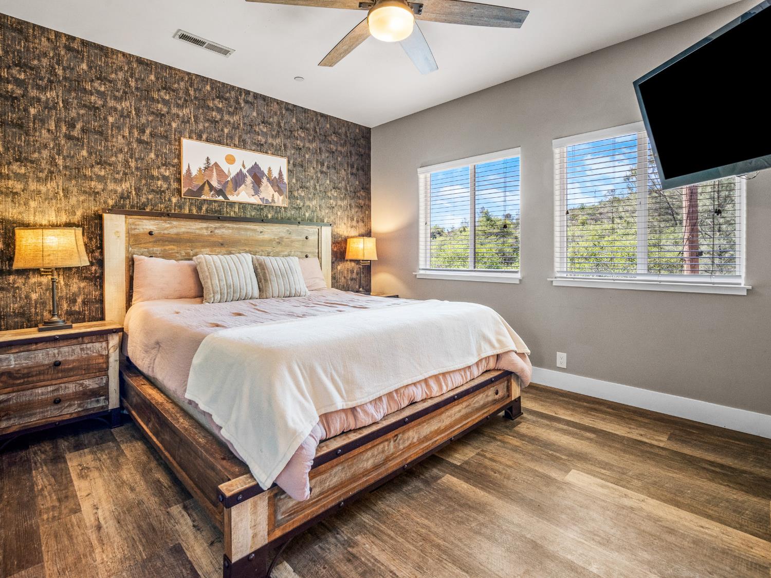 3924 Pine Cone Drive