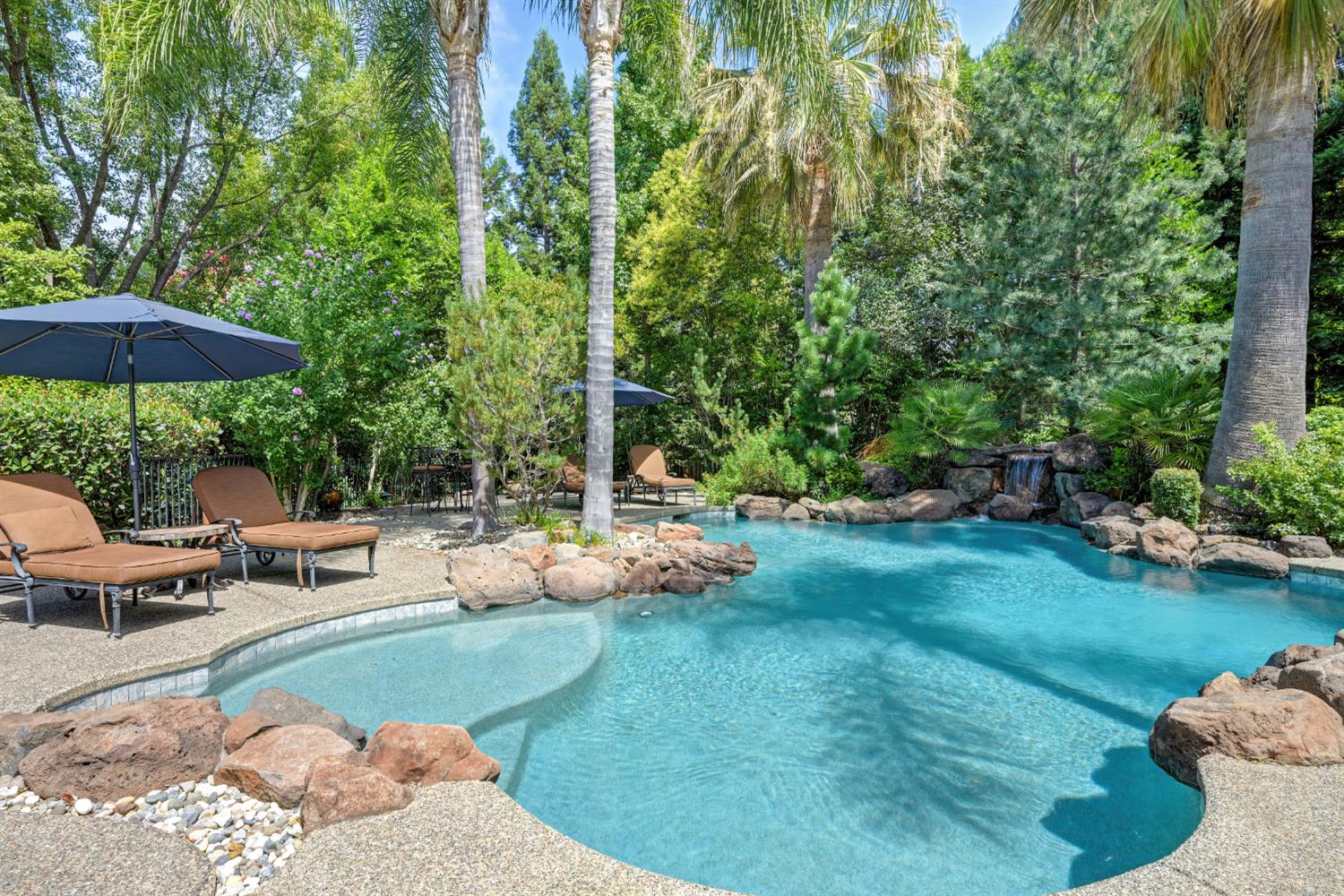 5570 Lions Cross Circle