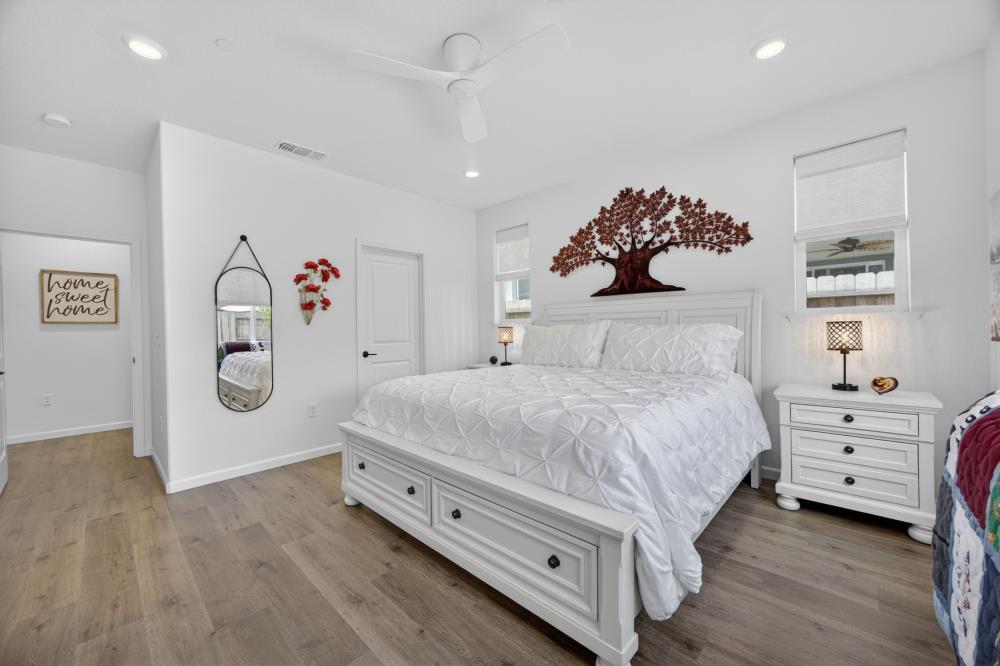 1452 Carson River Loop