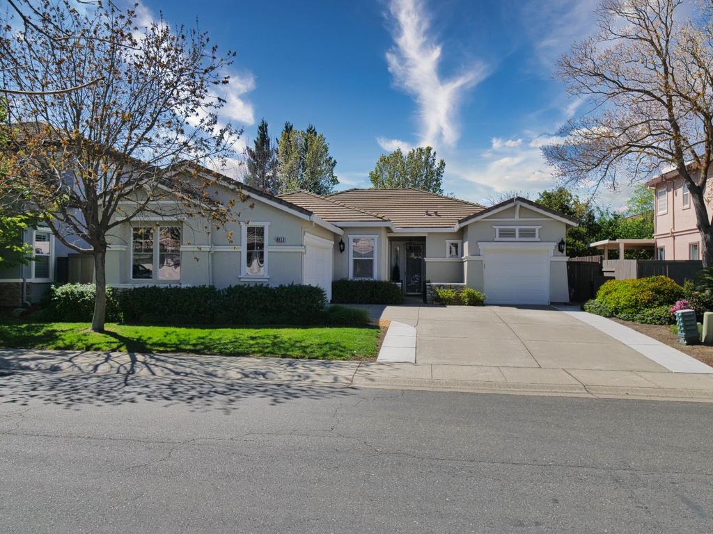 Photo of 4833 Verena Lane, Sacramento, CA 95835 (MLS # 225131423)
